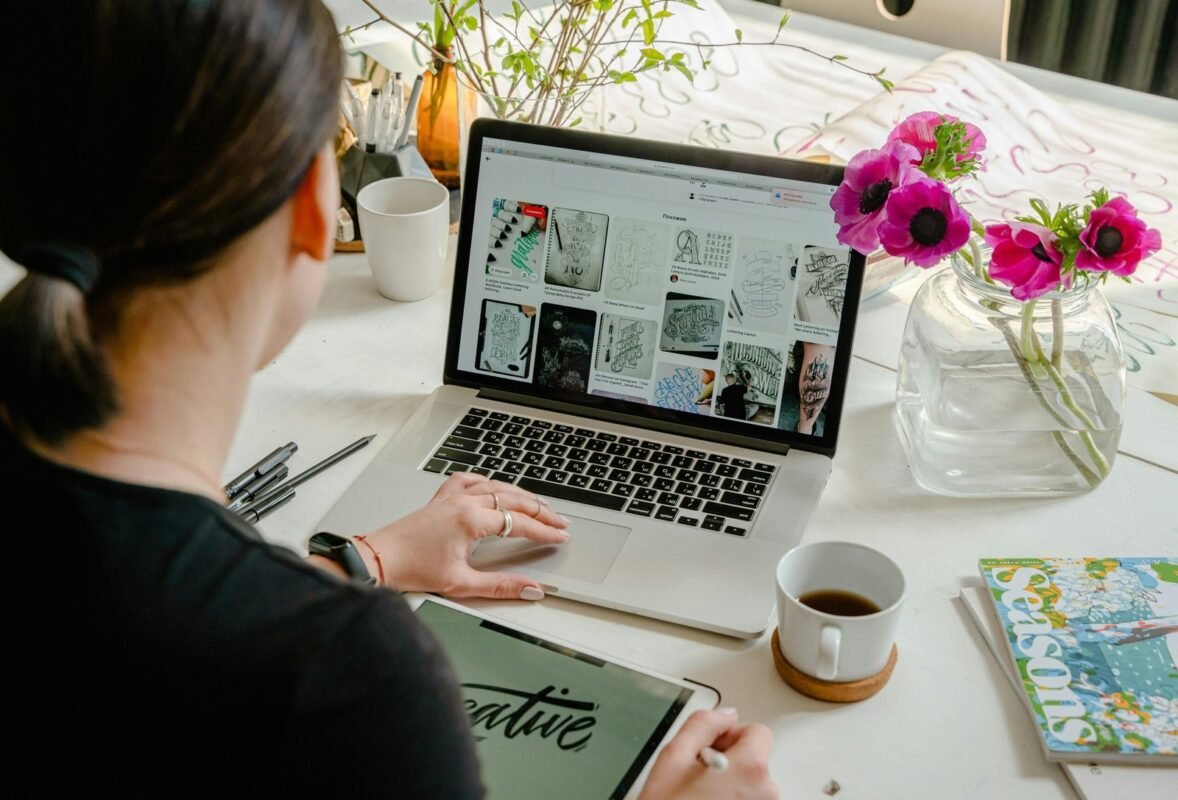 HTML Elements and Attributes: Building Blocks of Web Pages > Easy Steps